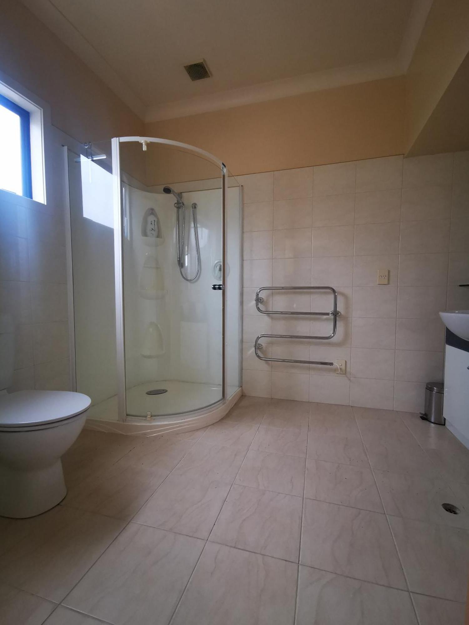 Large Luxury Apartment Located Right In Town Таупо Екстериор снимка